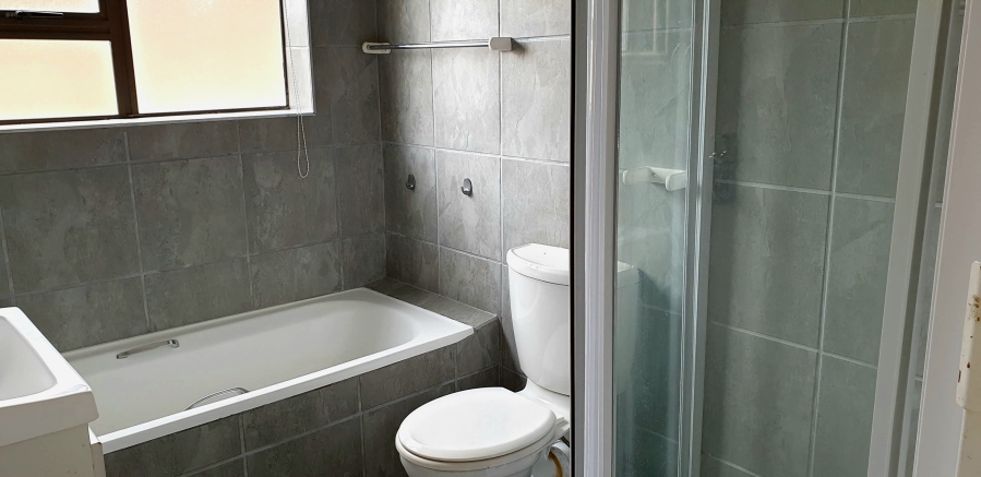 3 Bedroom Property for Sale in Island View Western Cape